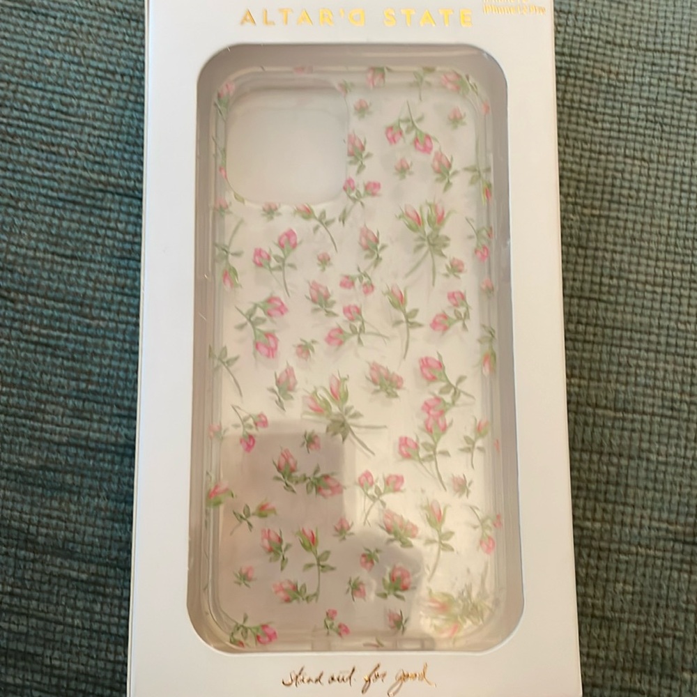 NWT  ALTER’D STATE phone case